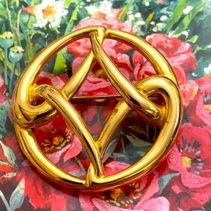 Vintage 80s Monet Gold Toned Circle Knot Broach